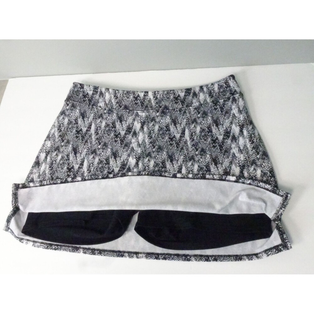 Tranquility Pull-On Stretch Athletic Gym Skort Skirt Shorts Blk White Print Med